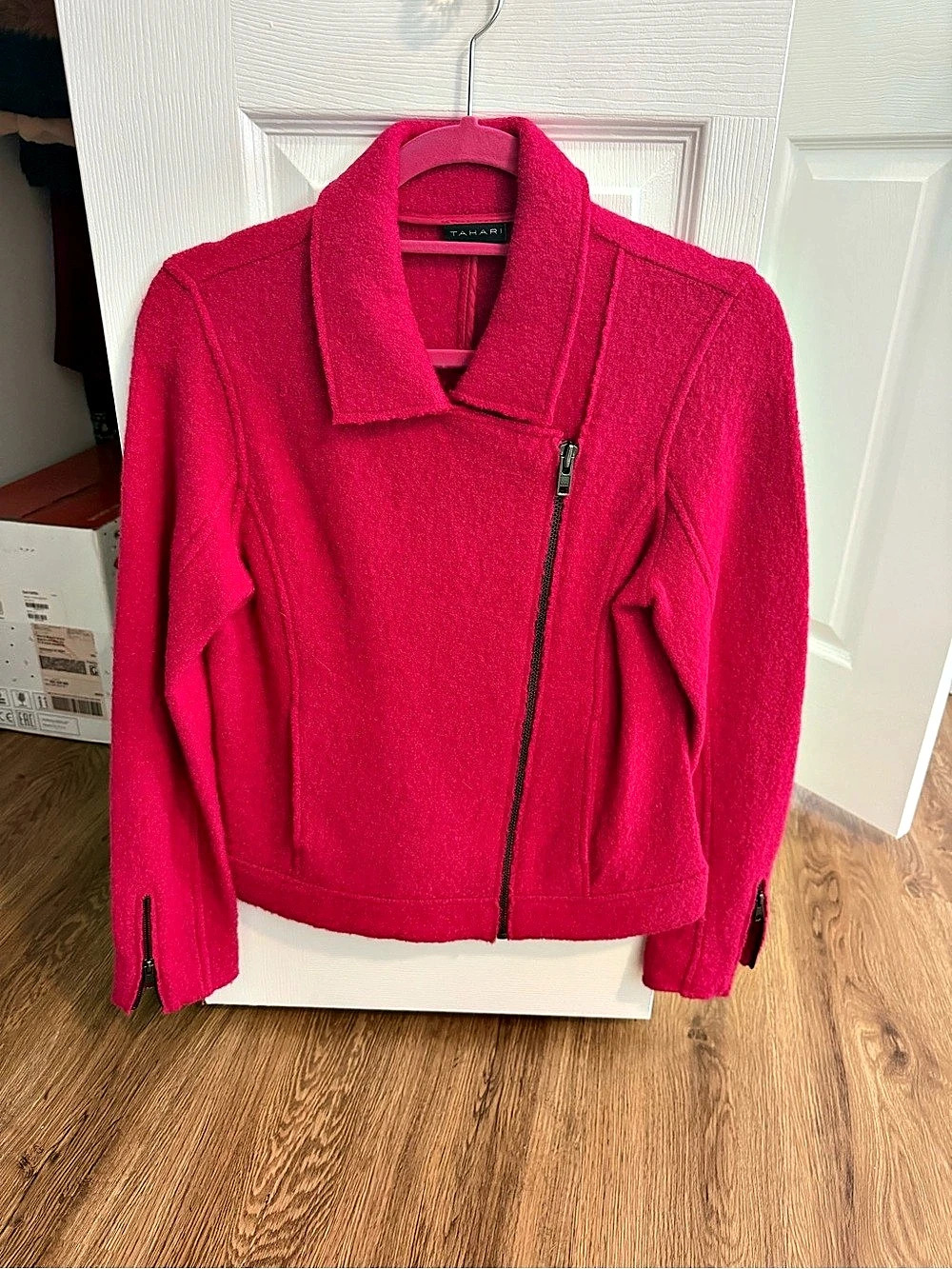 Tahari Pink Zip Jacket Size XS Like New